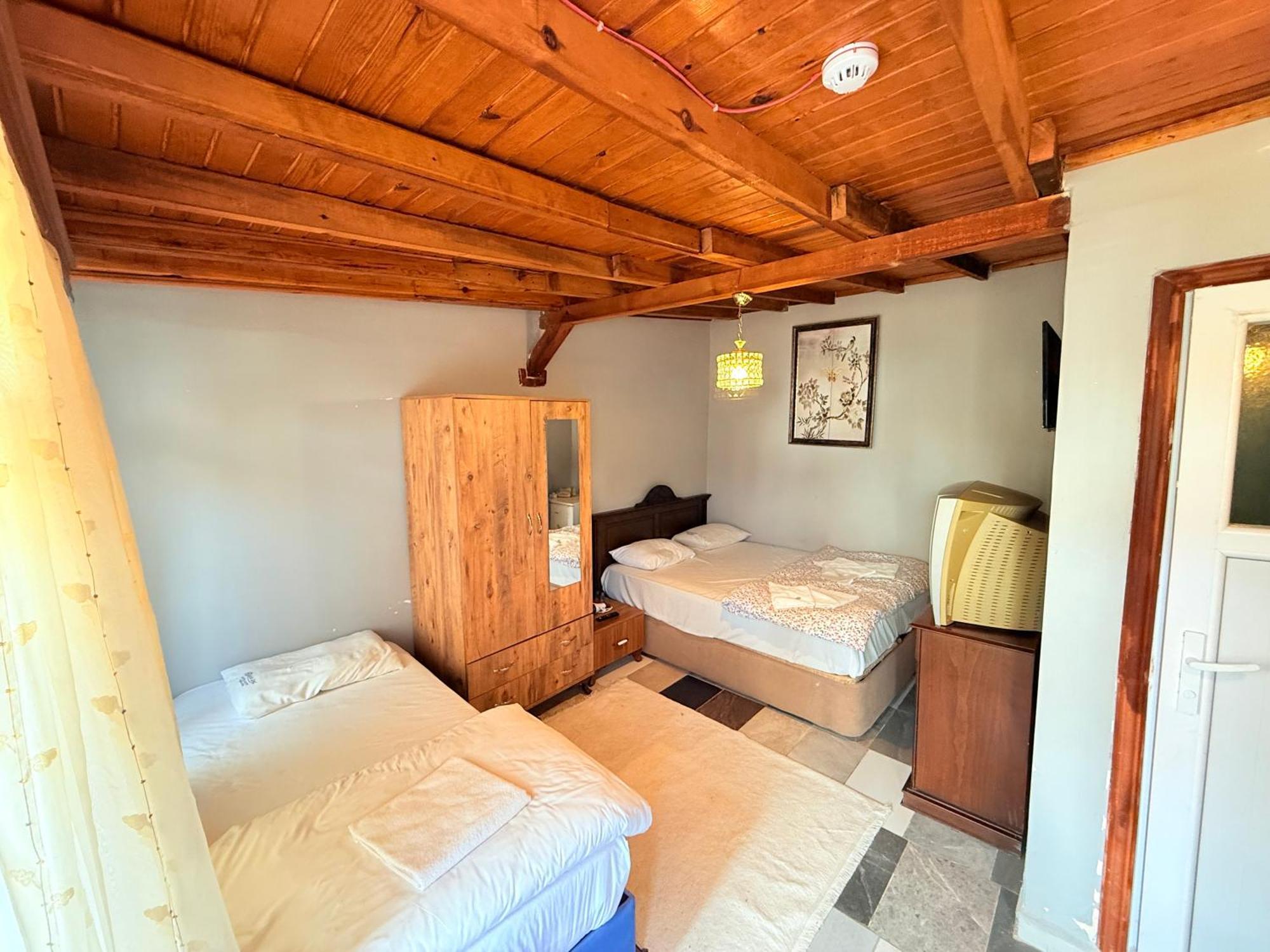 Oez Butik Otel Antik Kent Myrleia Mudanya Exterior photo