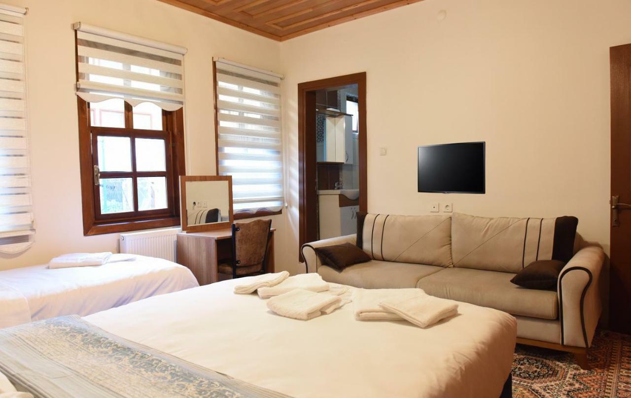 Oez Butik Otel Antik Kent Myrleia Mudanya Exterior photo
